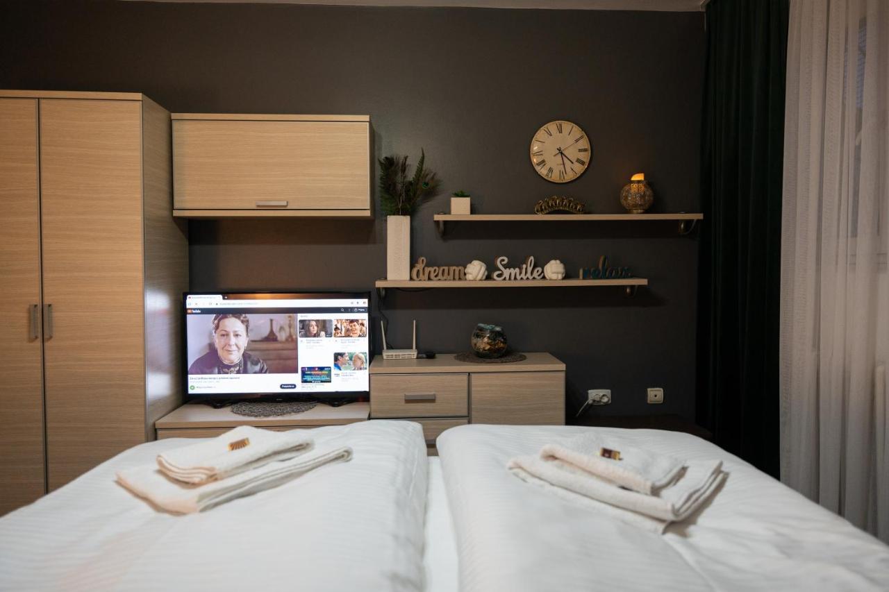 Apartman Pozoriste Penthaus Banja Luka Luaran gambar