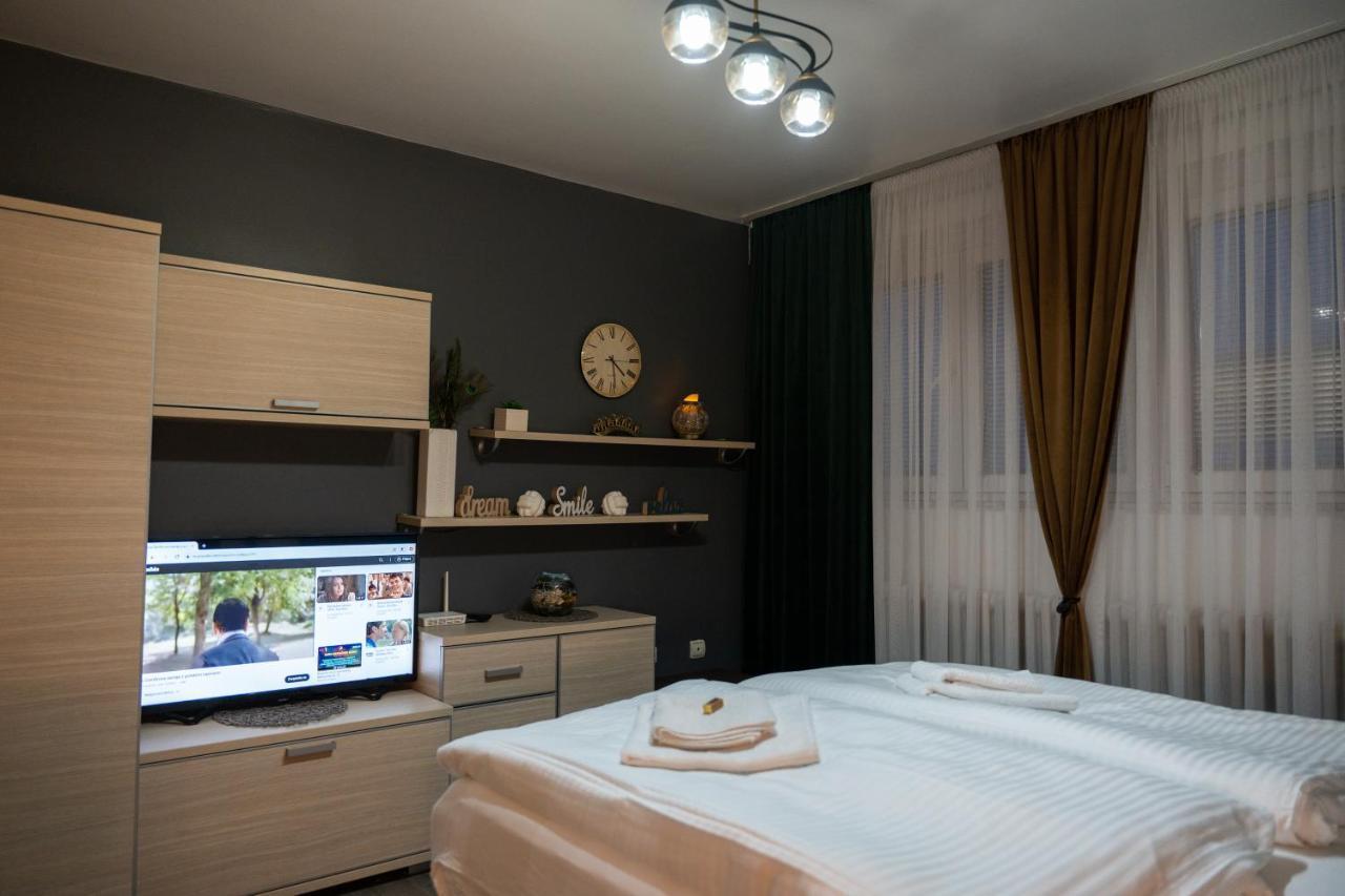 Apartman Pozoriste Penthaus Banja Luka Luaran gambar